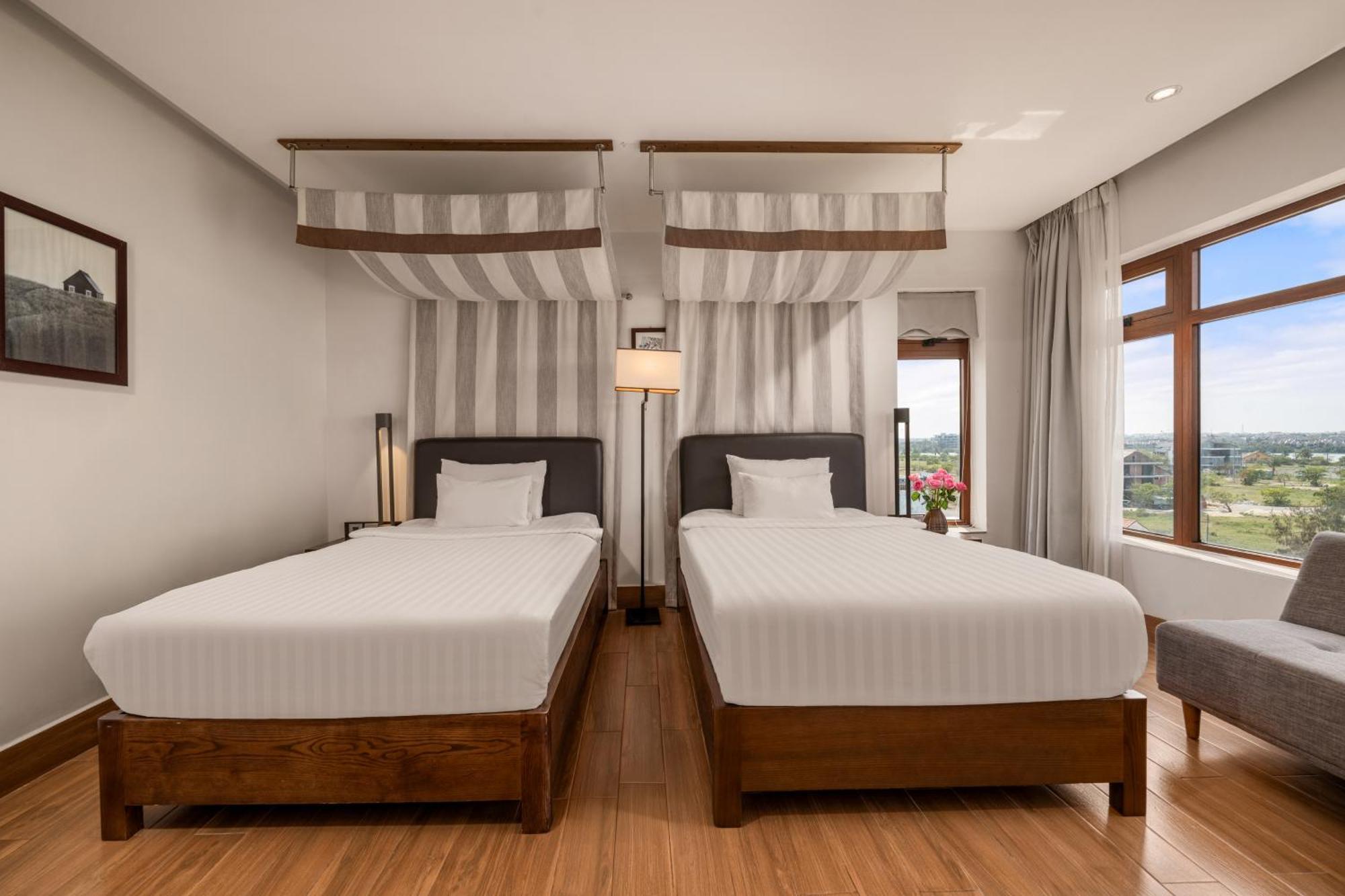 Hoi An Ocean Front Hotel ภายนอก รูปภาพ