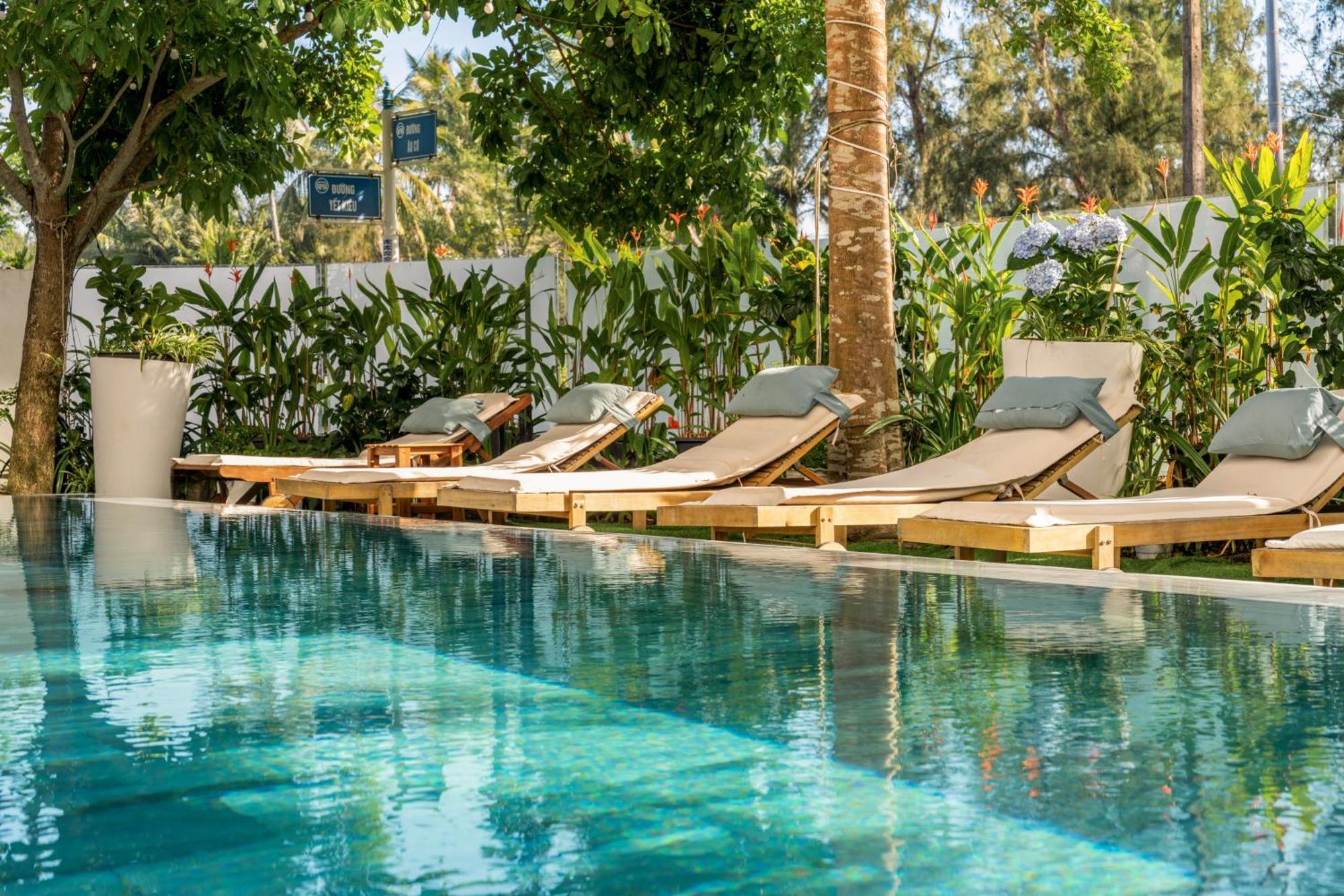 Hoi An Ocean Front Hotel ภายนอก รูปภาพ